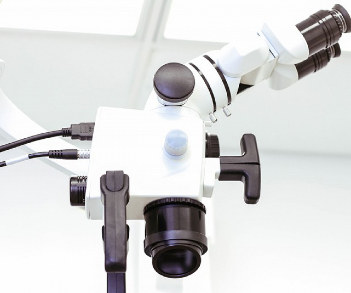 Dr Johan Hartshorne Dentist based at Intercare Medical Centre